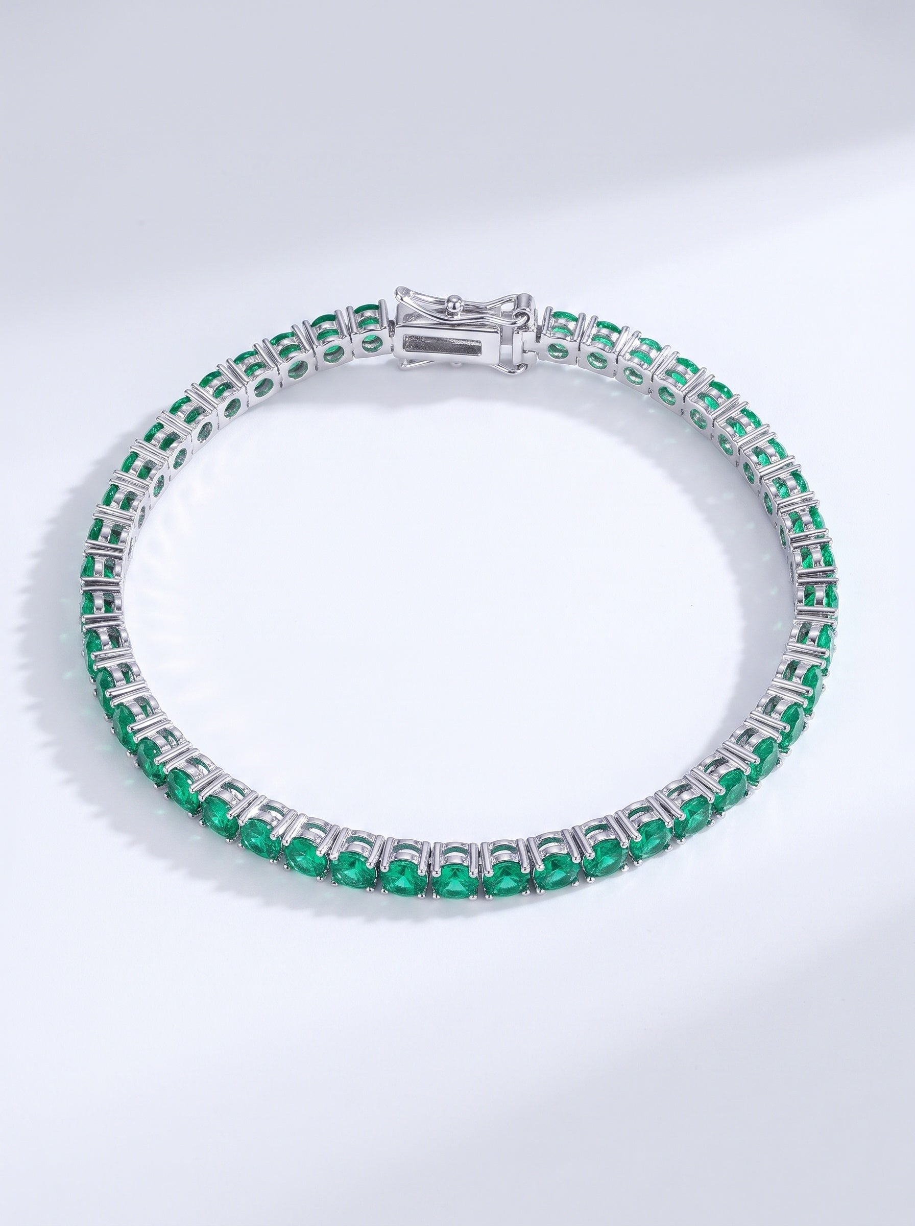 Moissanite Emerald Green Tennis Bracelet for Women, Classic 4-Prong Full-Pavé Bracelet