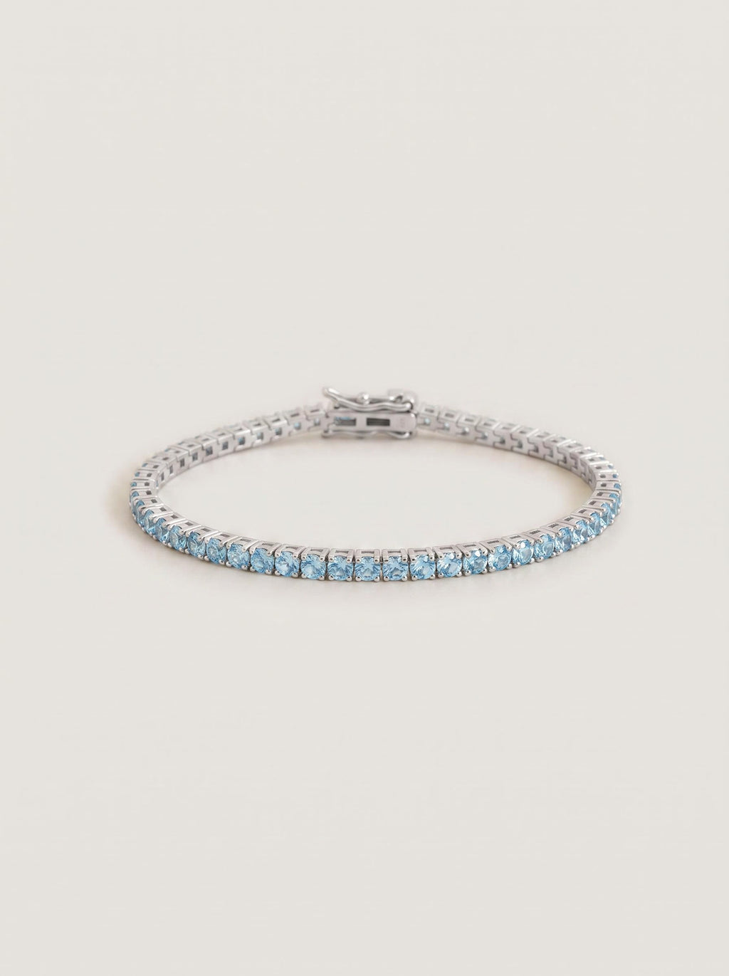 Moissanite Ocean Blue Tennis Bracelet for Women, Classic 4-Prong Full-Pavé Bracelet